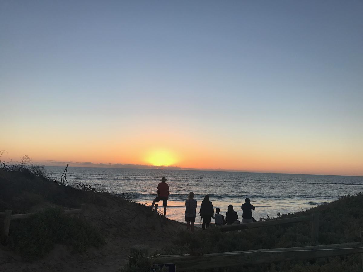 Sunset Beach Holiday Park Geraldton Exterior photo